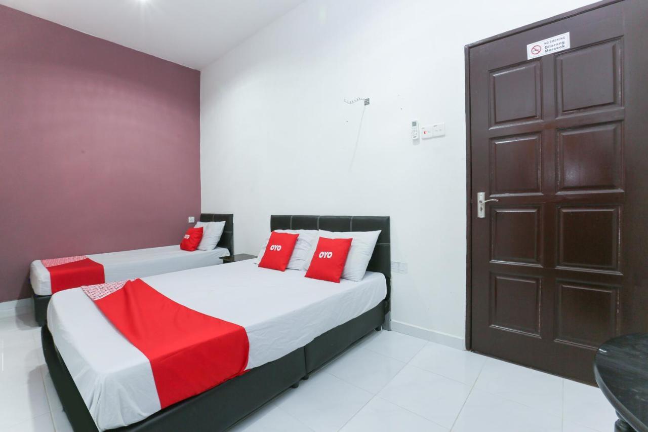 Oyo 90274 Wadi Isfa Inn Kota Bahru Luaran gambar